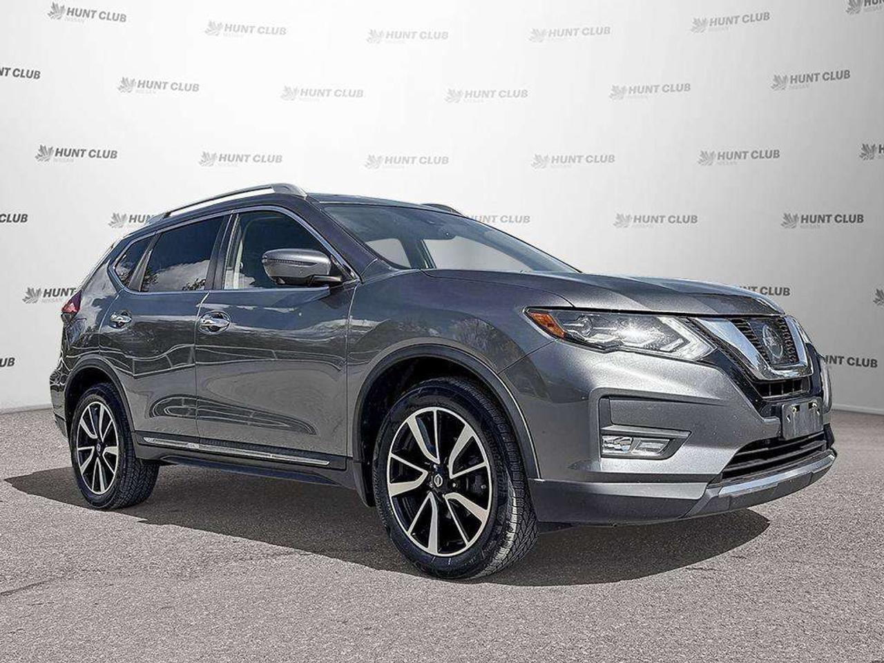 2017 Nissan Rogue SL (AS-IS) Photo