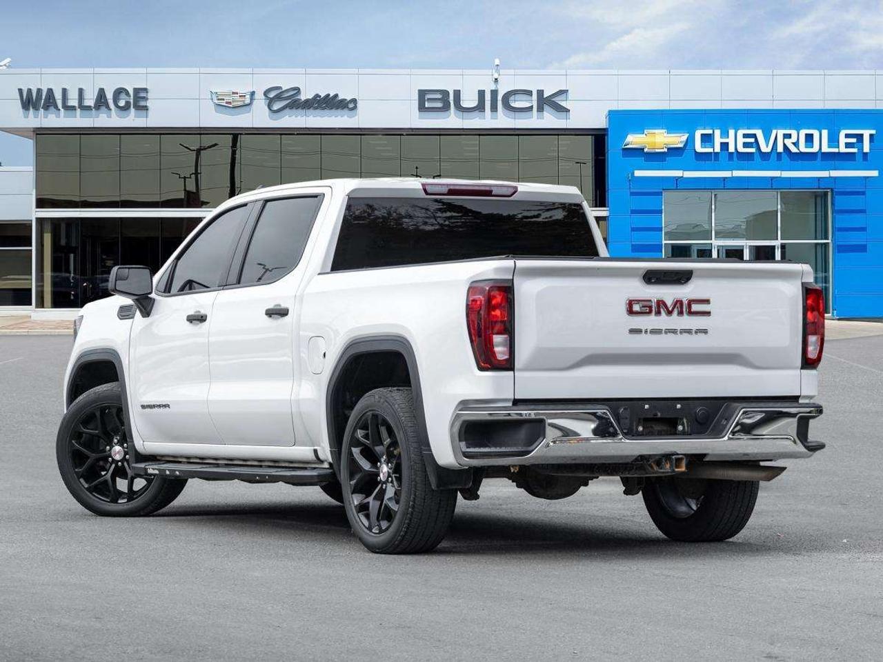 2022 GMC Sierra 1500 Crew Cab Short Box 4-Wheel Drive Pro Photo