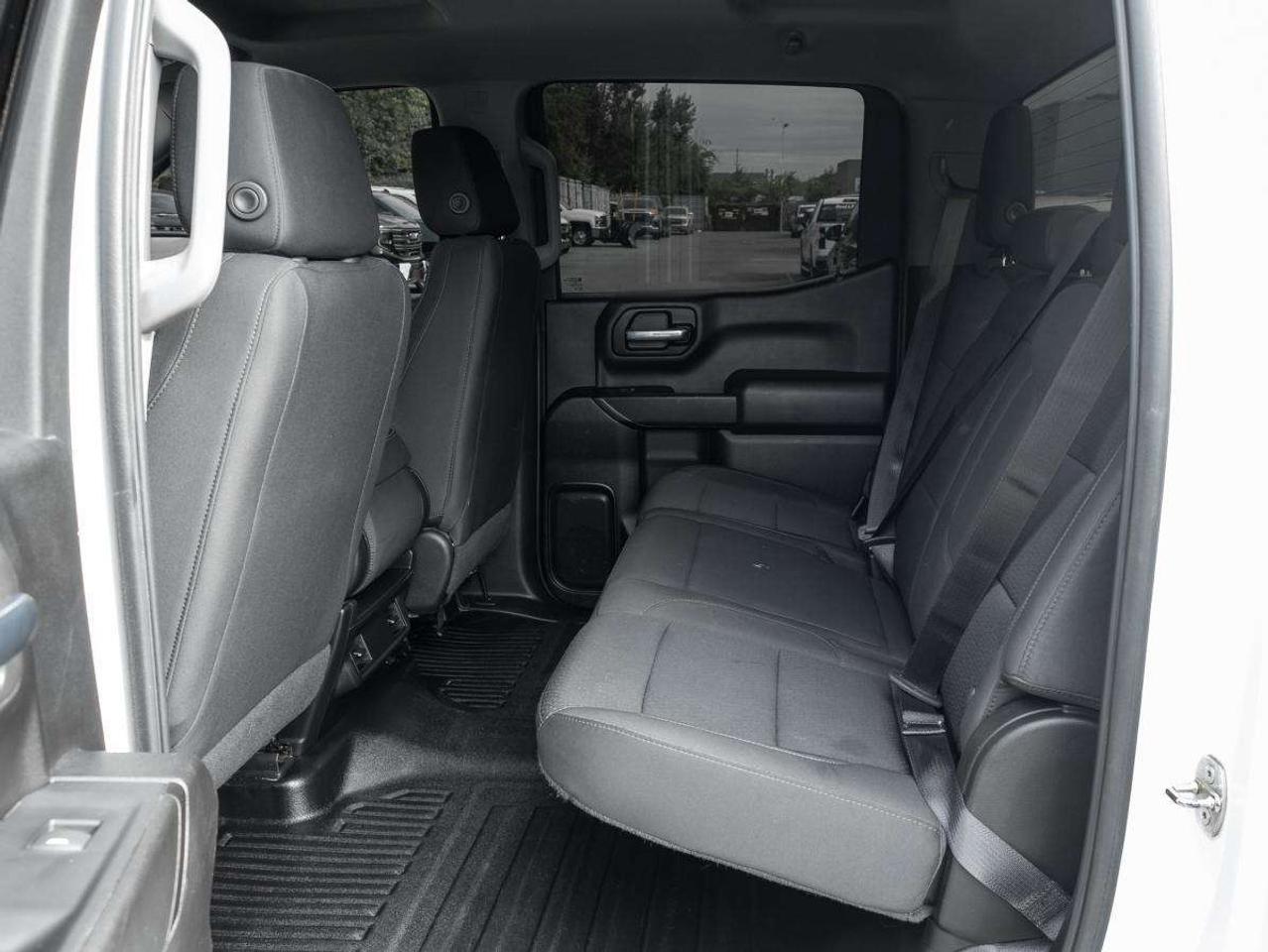 2022 GMC Sierra 1500 Crew Cab Short Box 4-Wheel Drive Pro Photo