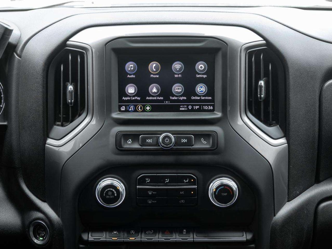 2022 GMC Sierra 1500 Crew Cab Short Box 4-Wheel Drive Pro Photo