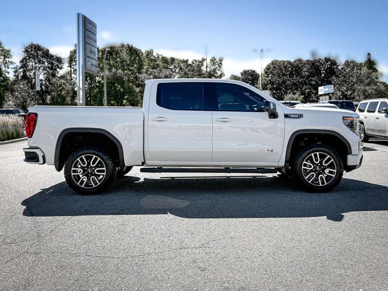 2026 GMC Sierra 1500 AT4   AT4 PREMIUM   HEAD-UP DISPLAY   SUNROOF   360 CAMERA   BOSE AUDIO   VENTILATED SEATS Photo3