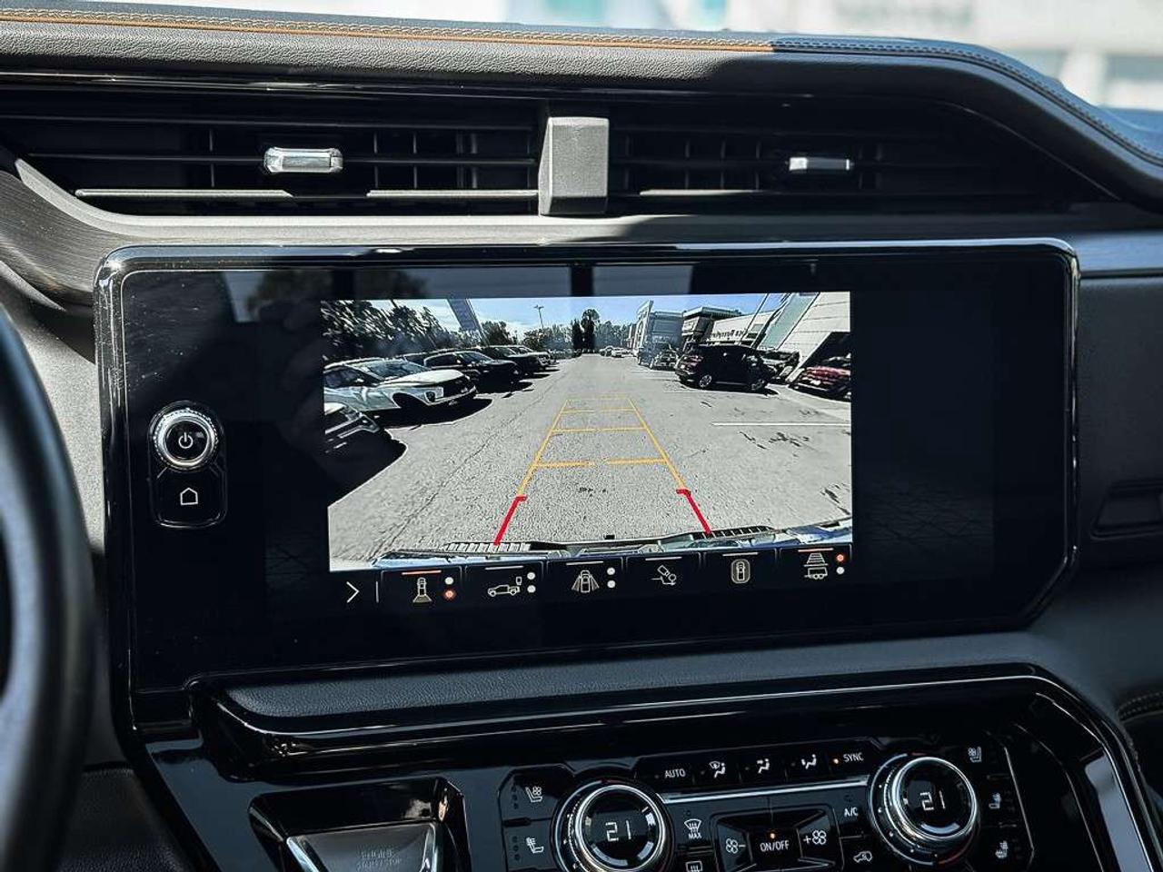 2026 GMC Sierra 1500 AT4   AT4 PREMIUM   HEAD-UP DISPLAY   SUNROOF   360 CAMERA   BOSE AUDIO   VENTILATED SEATS Photo