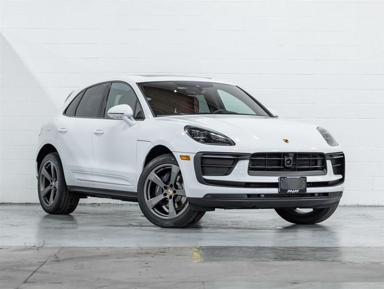 2026 Porsche Macan  Photo