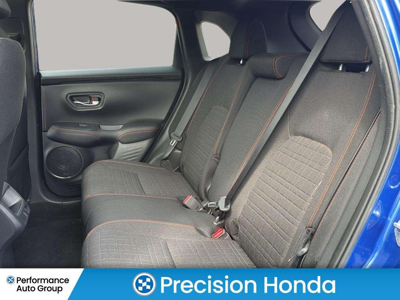 2025 Honda HR-V Sport Sunroof CarPlay Heated Seats Rear Camera Photo