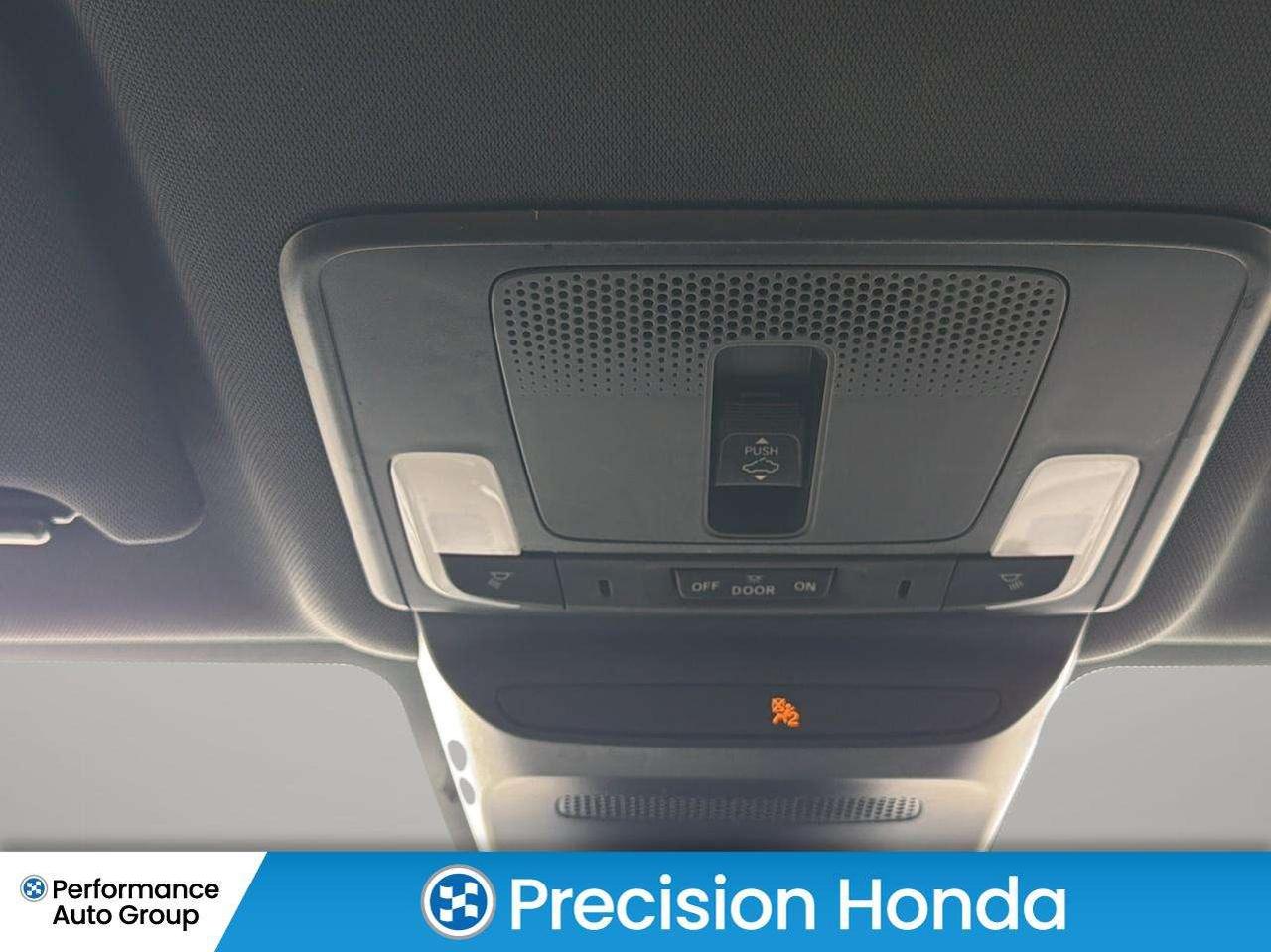 2025 Honda HR-V Sport Sunroof CarPlay Heated Seats Rear Camera Photo
