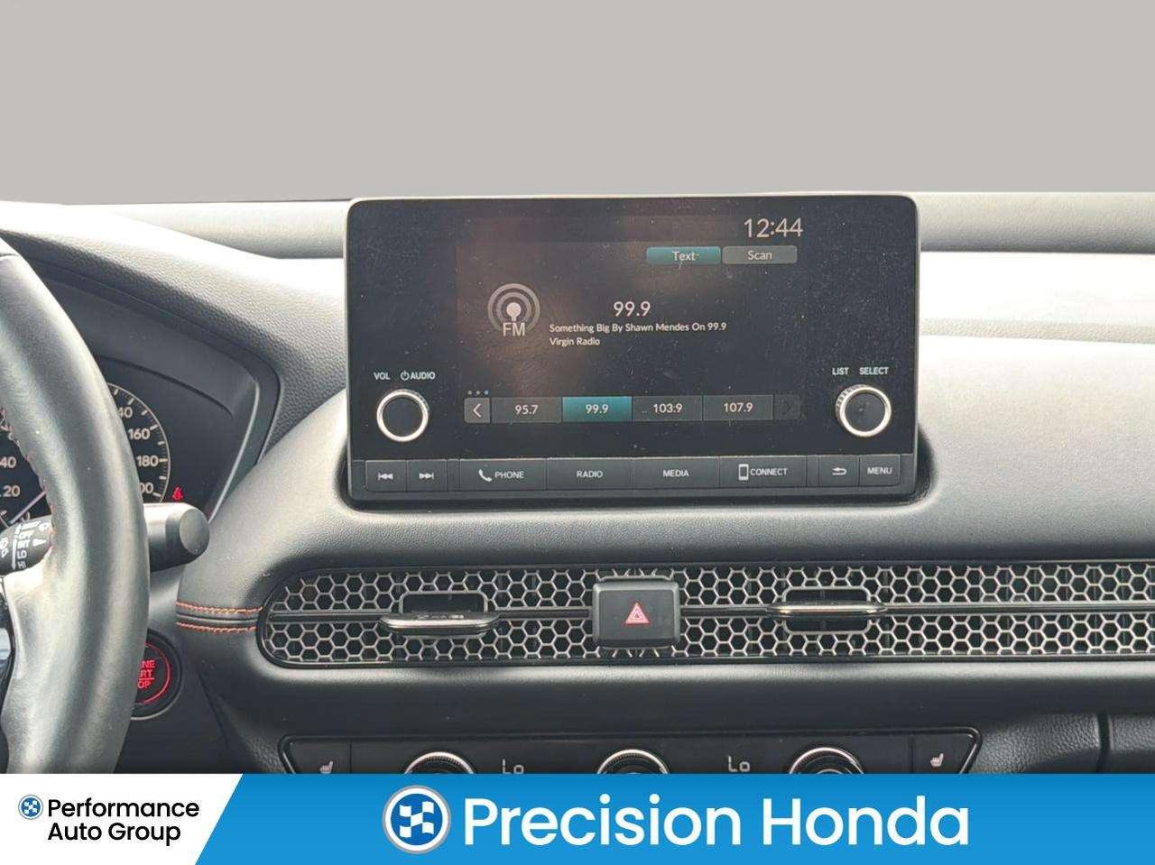2025 Honda HR-V Sport Sunroof CarPlay Heated Seats Rear Camera Photo