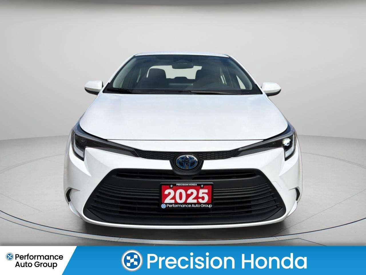 2025 Toyota Corolla LE   CarPlay  Heated Seats 2 Sets of Tires Photo5