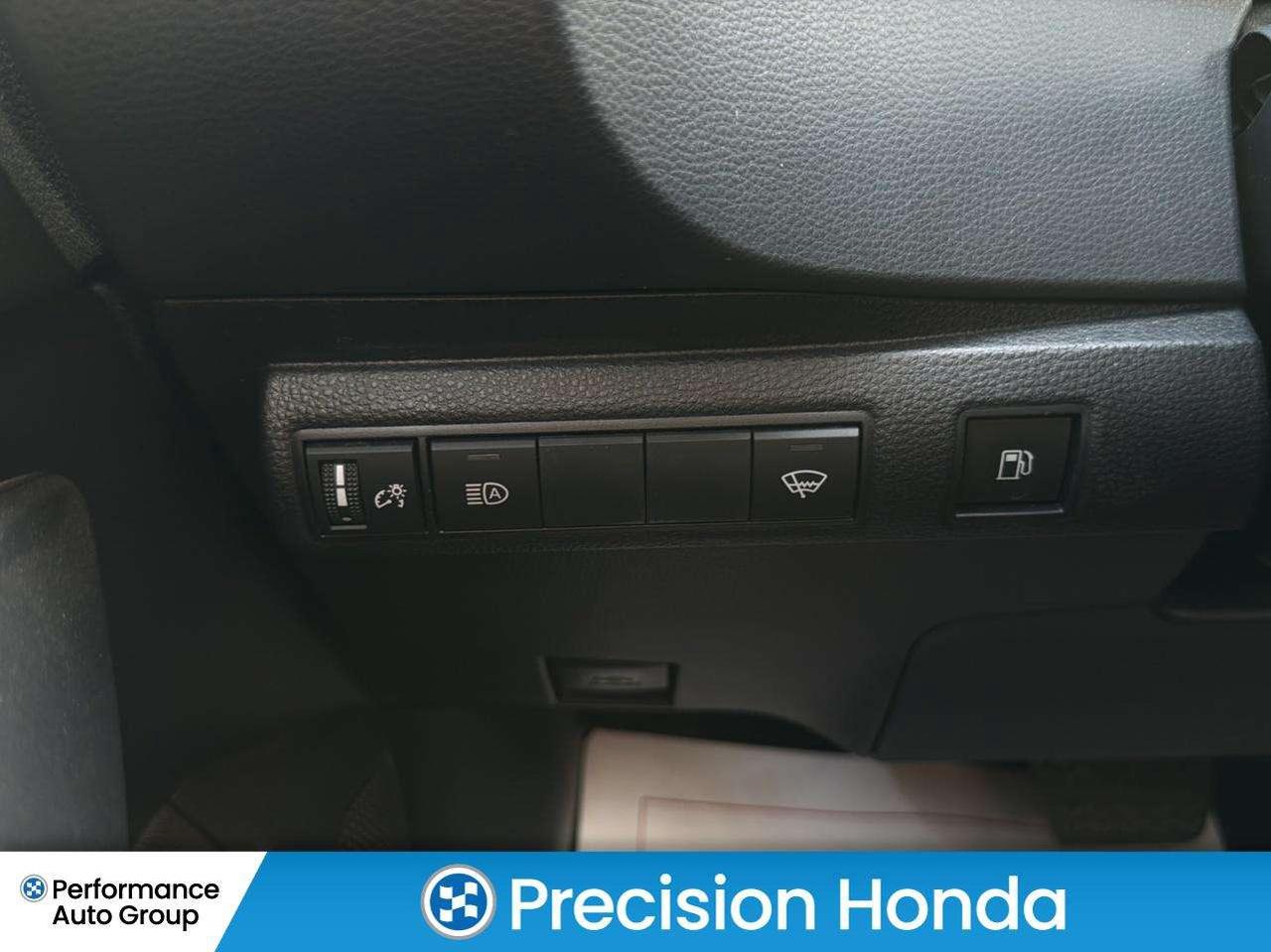 2025 Toyota Corolla LE   CarPlay  Heated Seats 2 Sets of Tires Photo