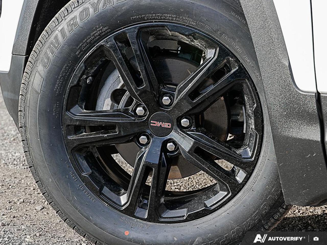 2022 GMC Terrain AWD AT4 Photo