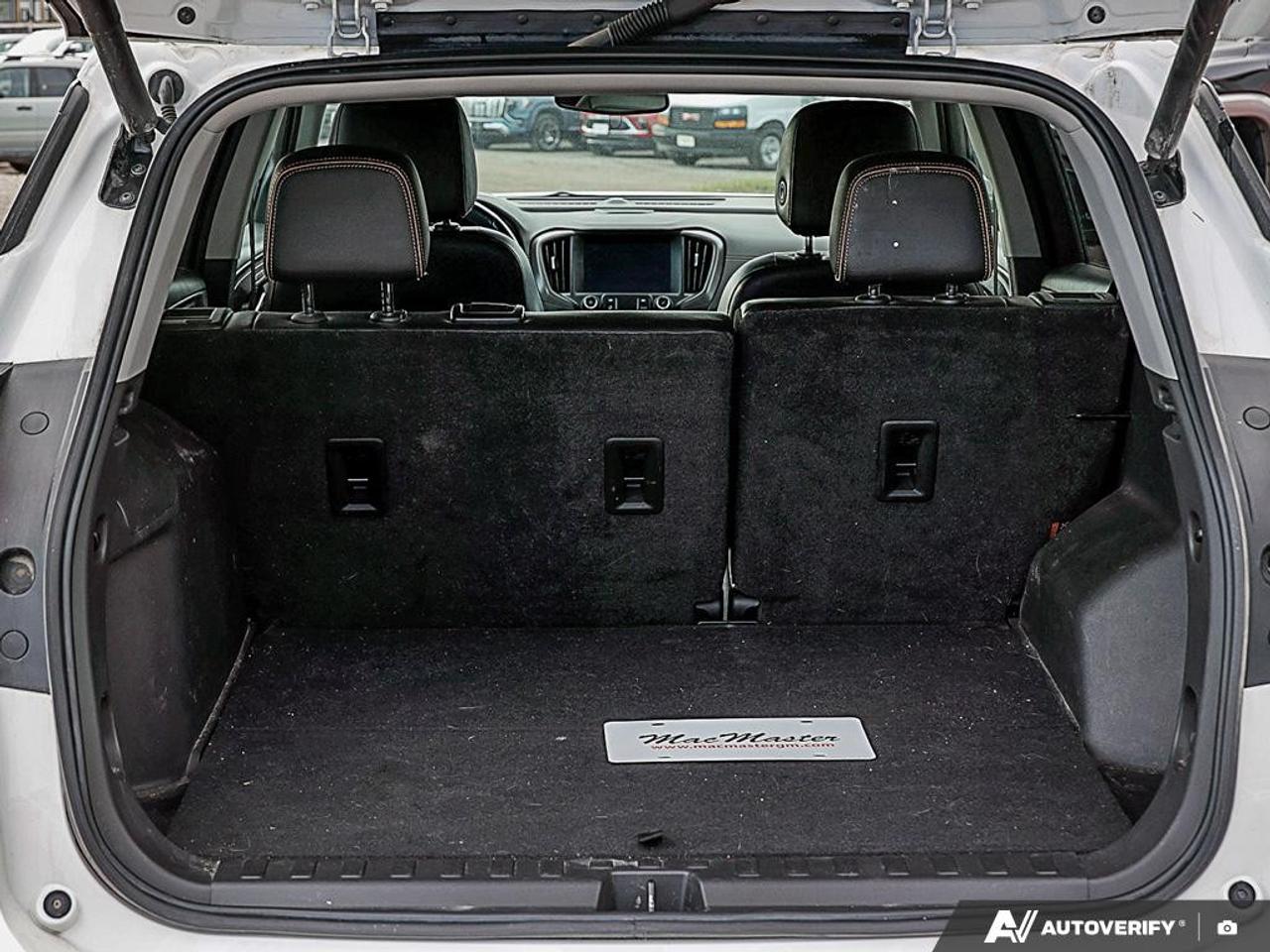 2022 GMC Terrain AWD AT4 Photo