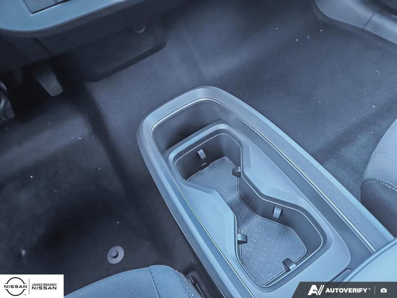 2027 Nissan Leaf S FWD Photo