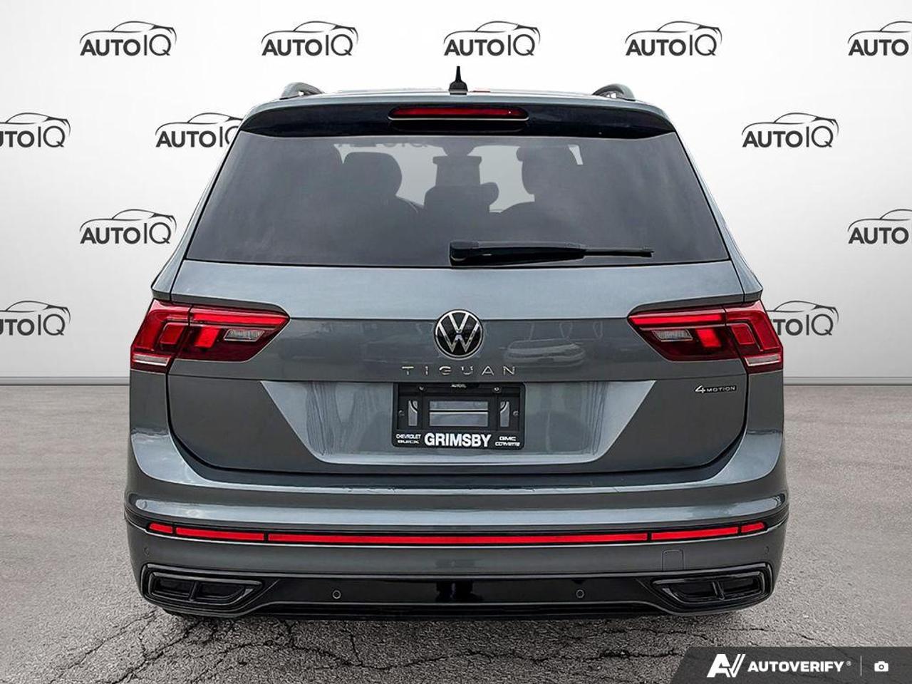 2023 Volkswagen Tiguan Comfortline R-Line Black 4dr All-Wheel Drive 4MOTION Photo
