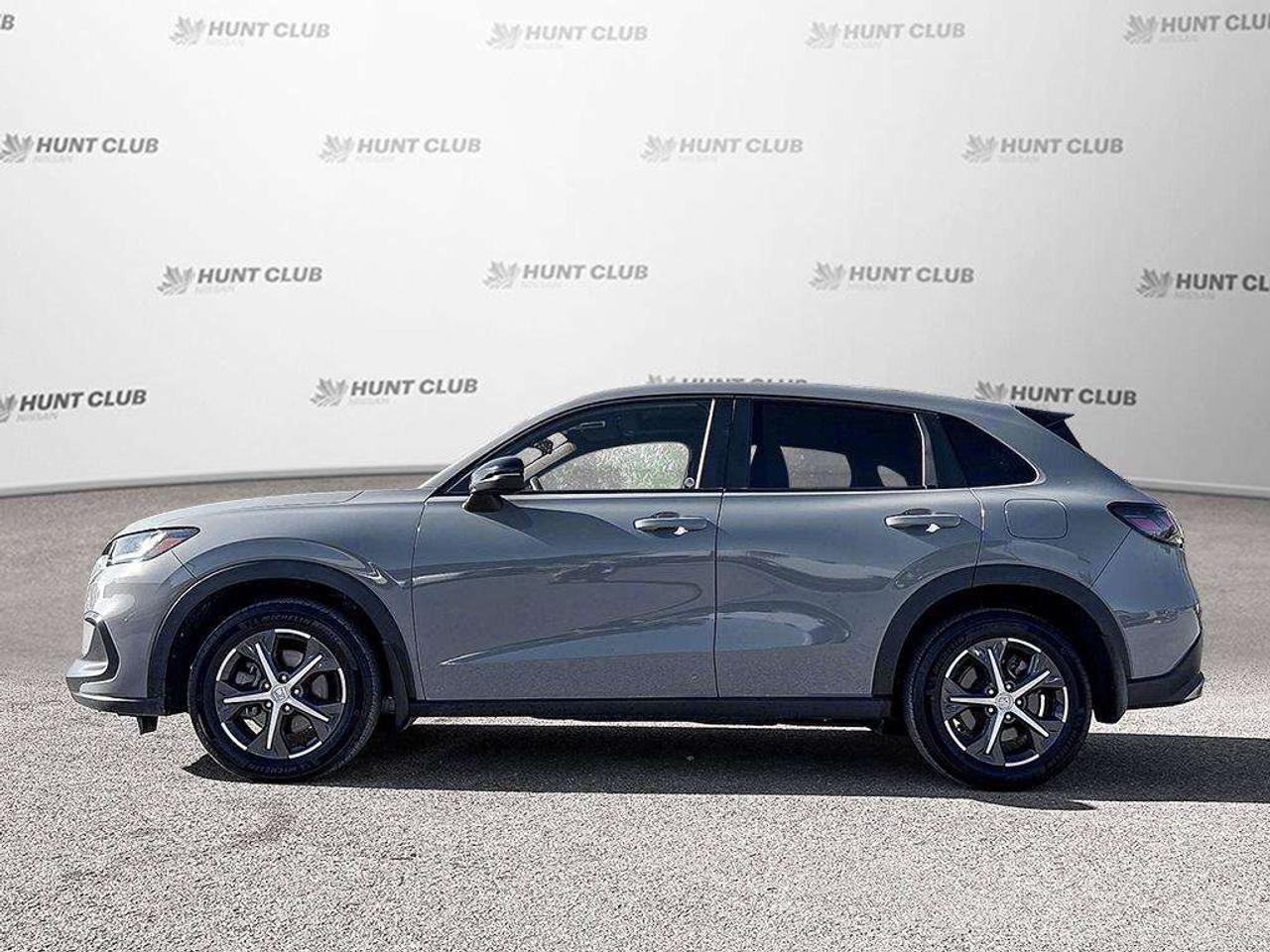 2024 Honda HR-V Sport-B   Heated Seats   Heated Steering Photo3