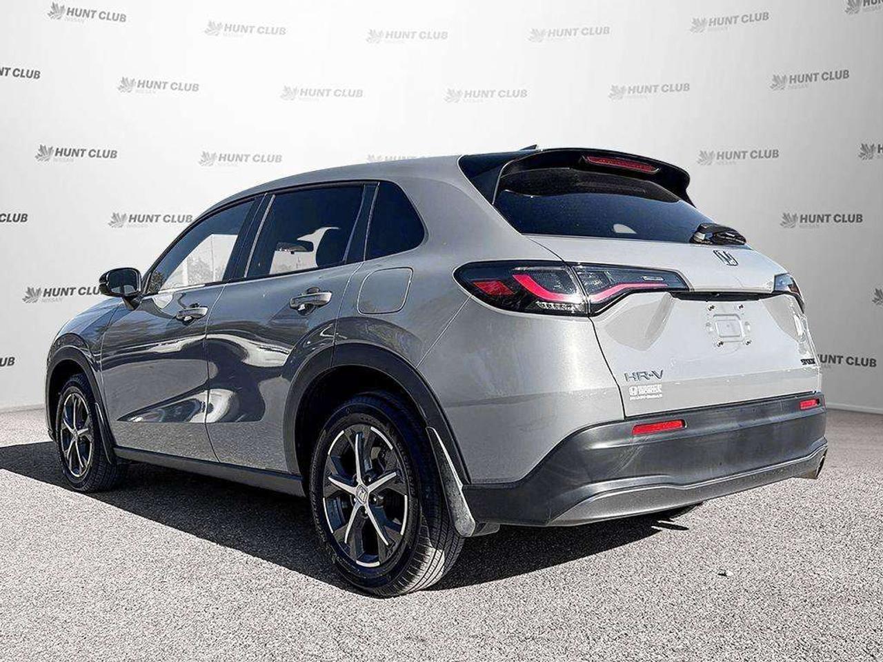 2024 Honda HR-V Sport-B   Heated Seats   Heated Steering Photo