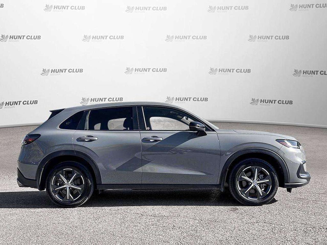 2024 Honda HR-V Sport-B   Heated Seats   Heated Steering Photo