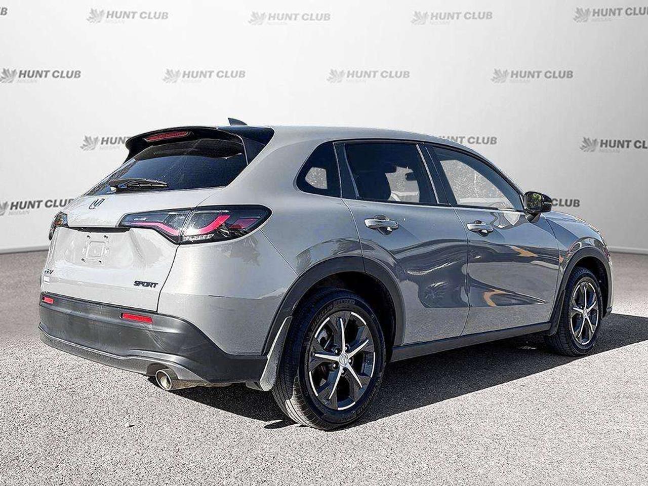 2024 Honda HR-V Sport-B   Heated Seats   Heated Steering Photo