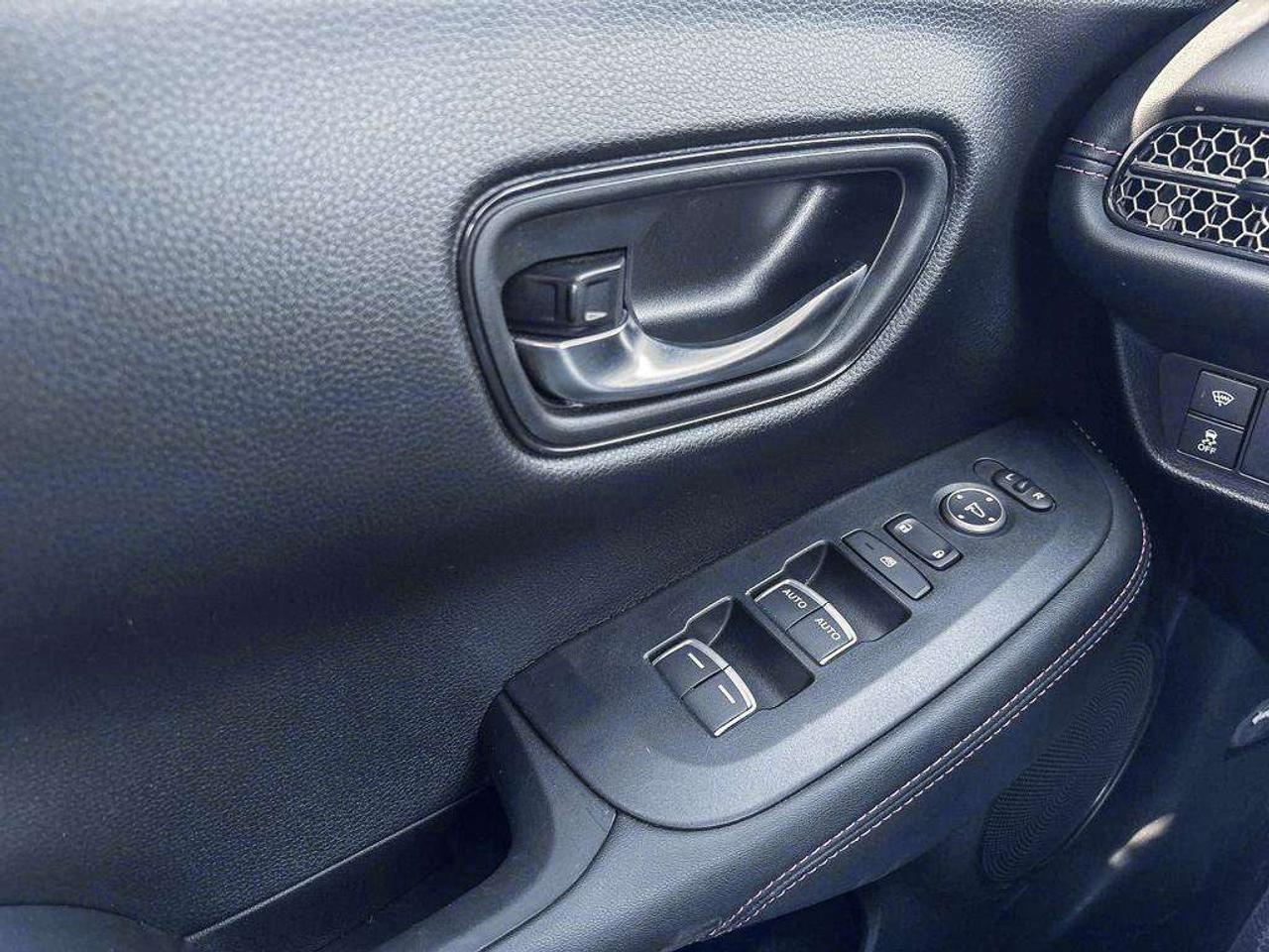2024 Honda HR-V Sport-B   Heated Seats   Heated Steering Photo