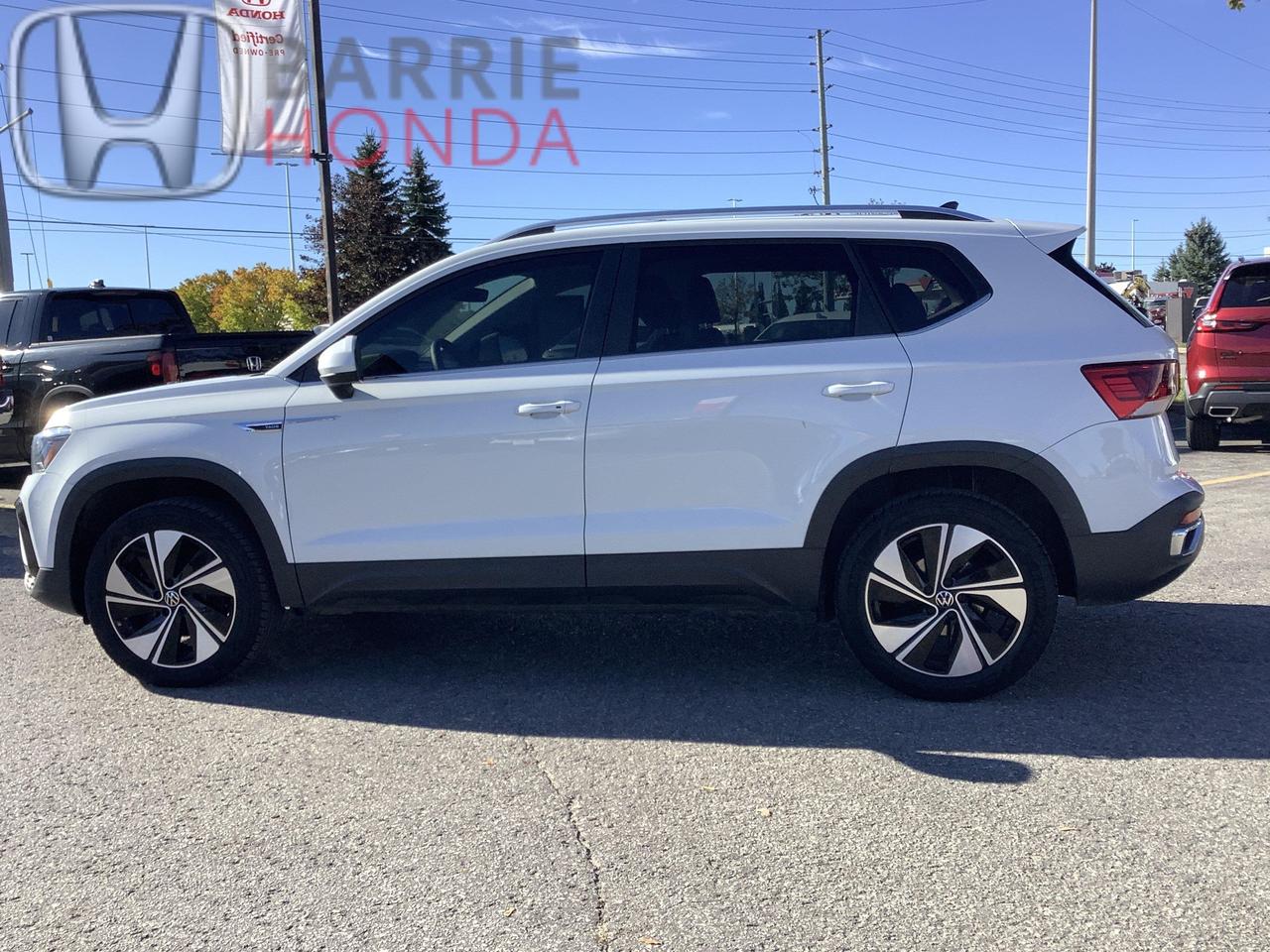 2023 Volkswagen Taos Comfortline 4dr All-Wheel Drive 4MOTION Photo