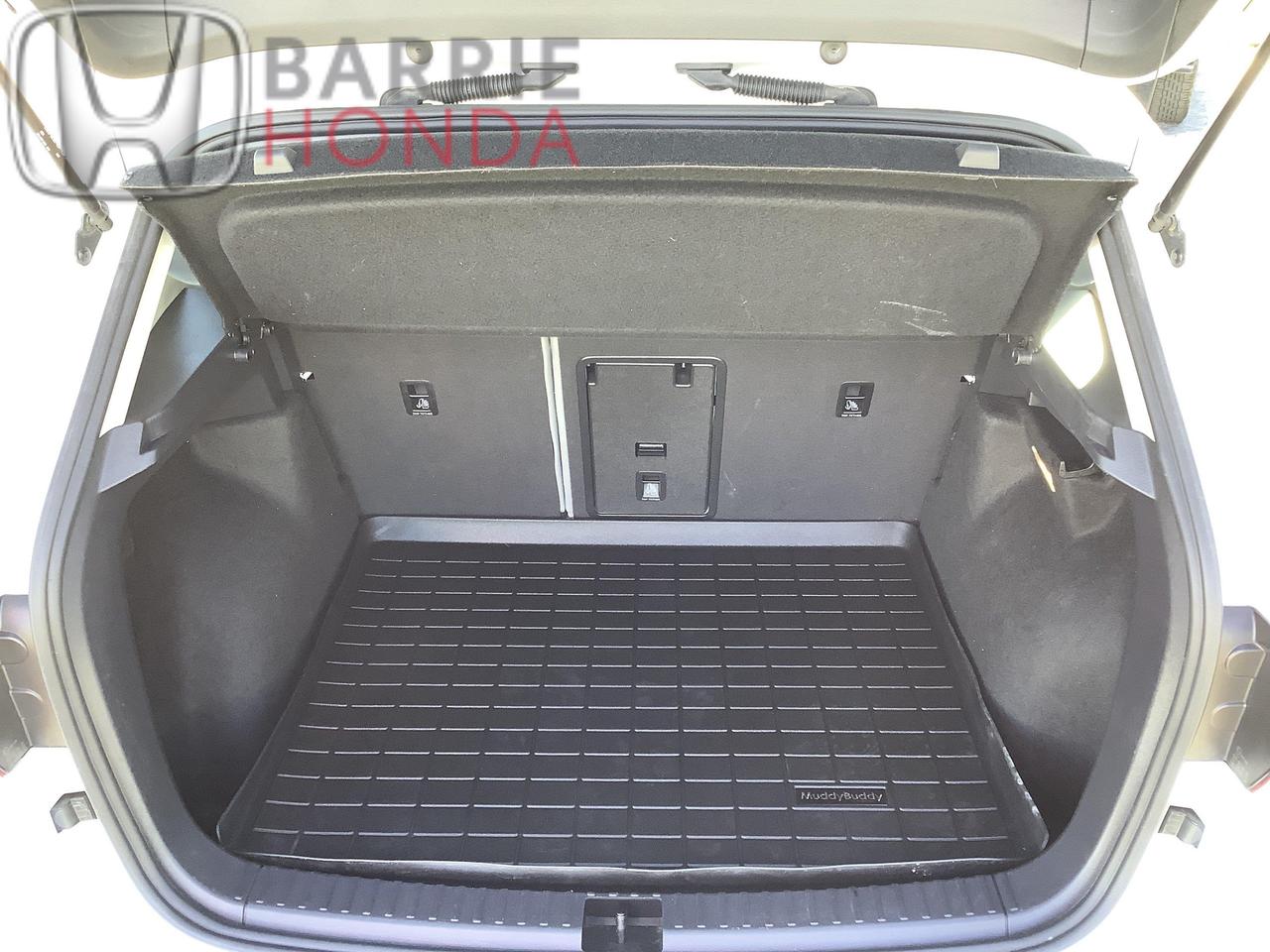2023 Volkswagen Taos Comfortline 4dr All-Wheel Drive 4MOTION Photo