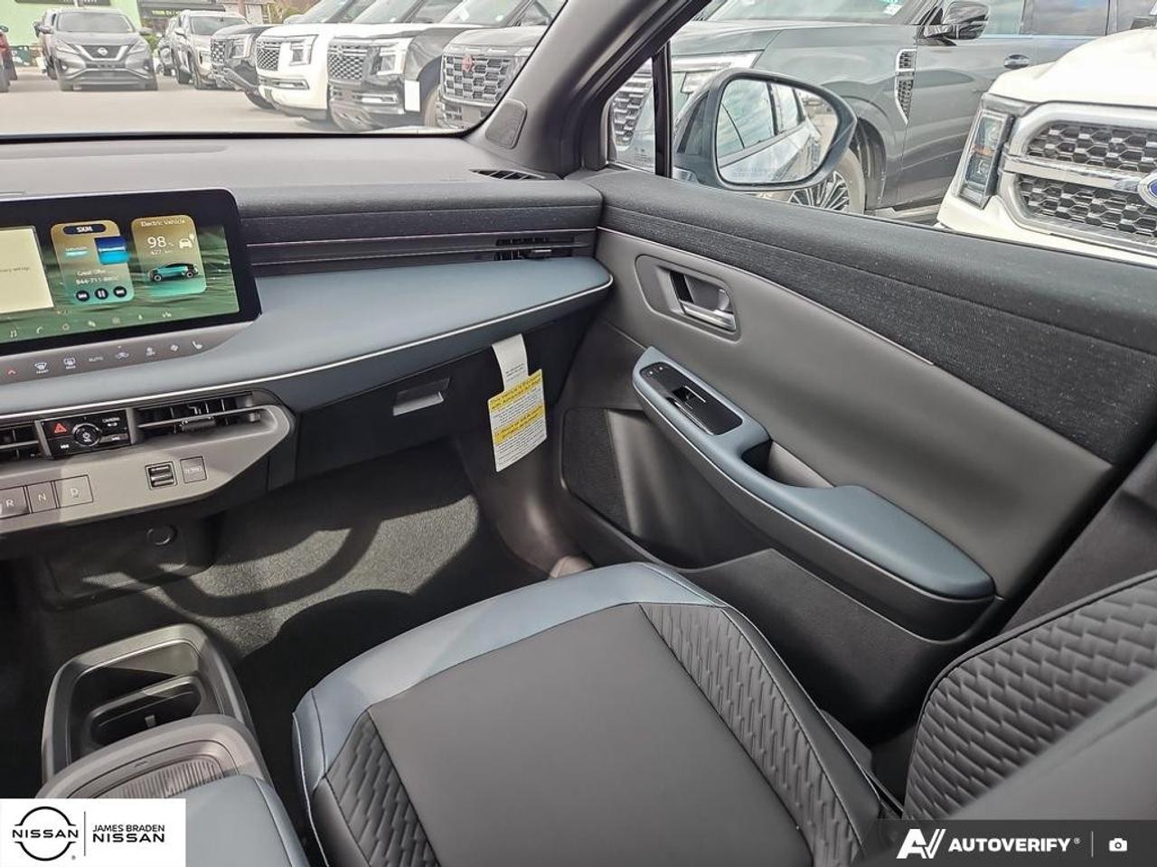 2027 Nissan Leaf PLATINUM+ FWD Photo