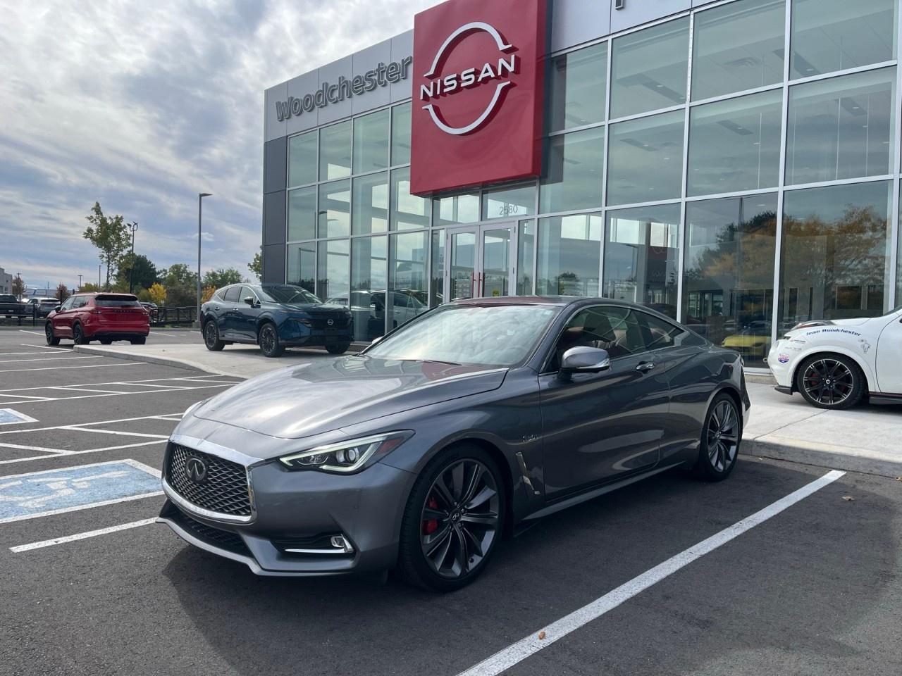 2018 Infiniti Q60 Red Sport 400 AWD Photo0