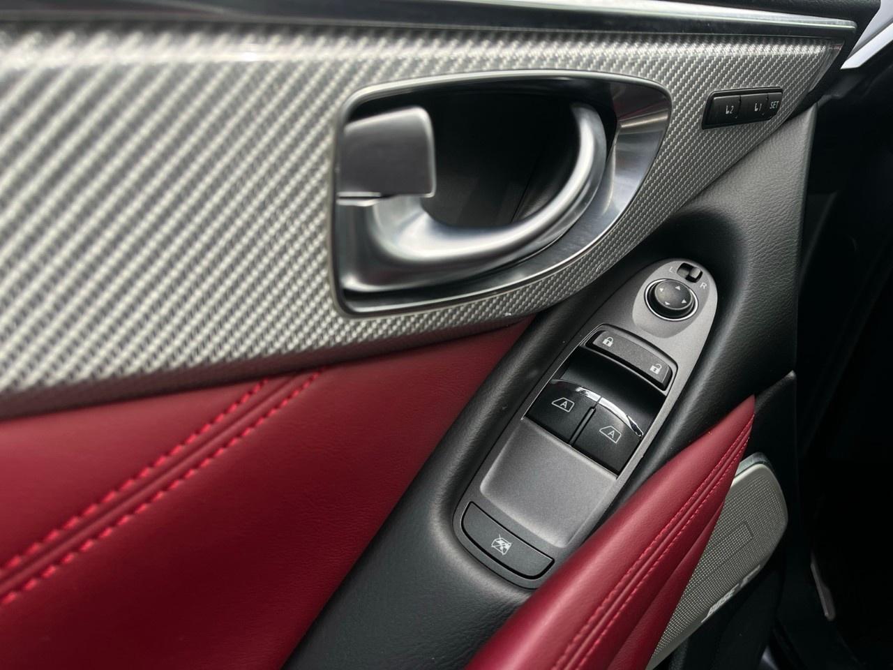 2018 Infiniti Q60 Red Sport 400 AWD Photo