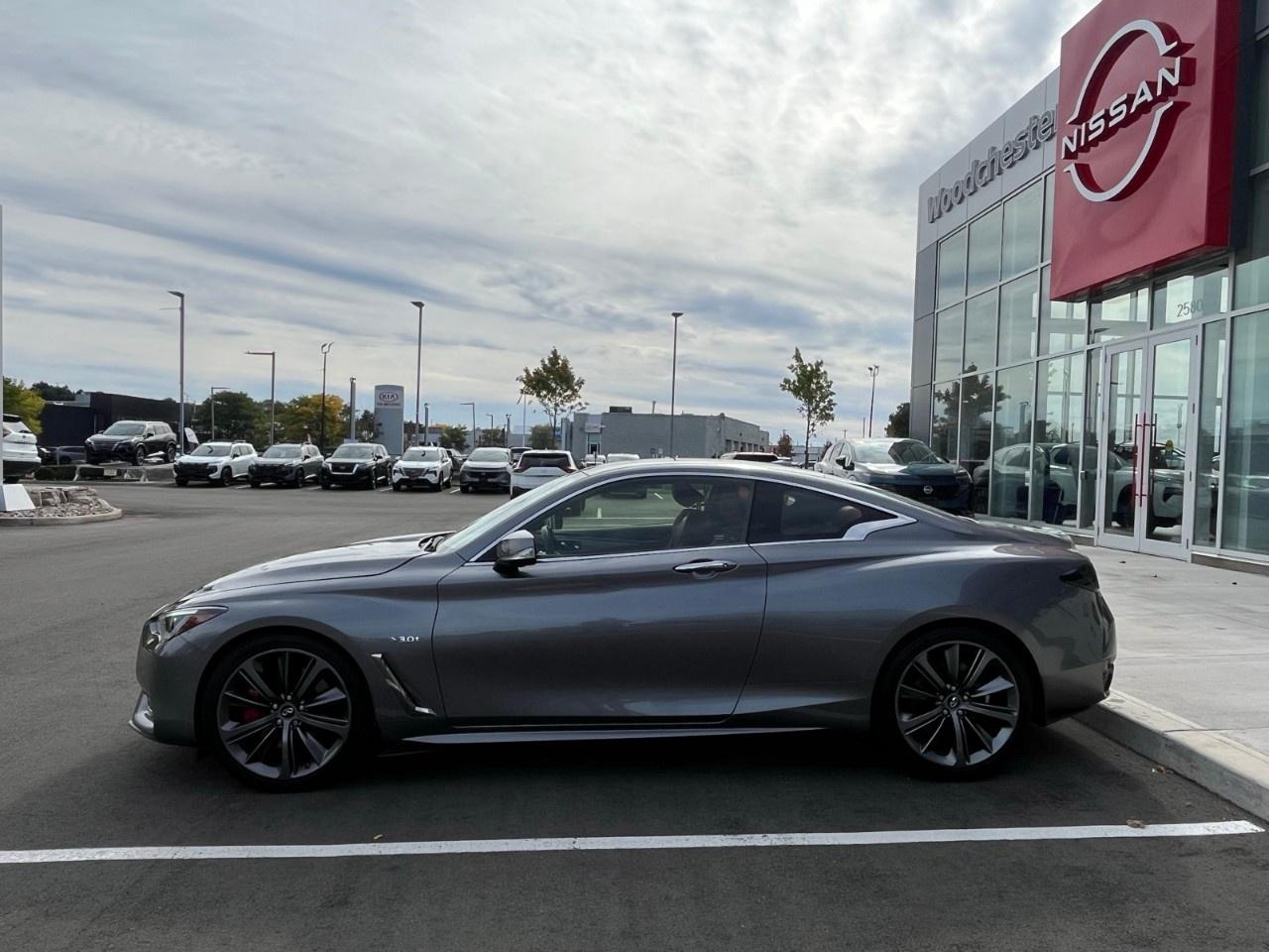 2018 Infiniti Q60 Red Sport 400 AWD Photo