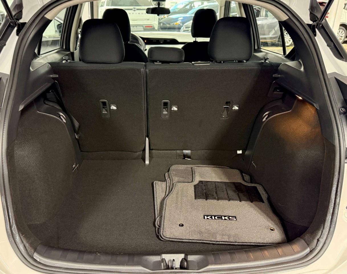 2024 Nissan Kicks S FWD Photo