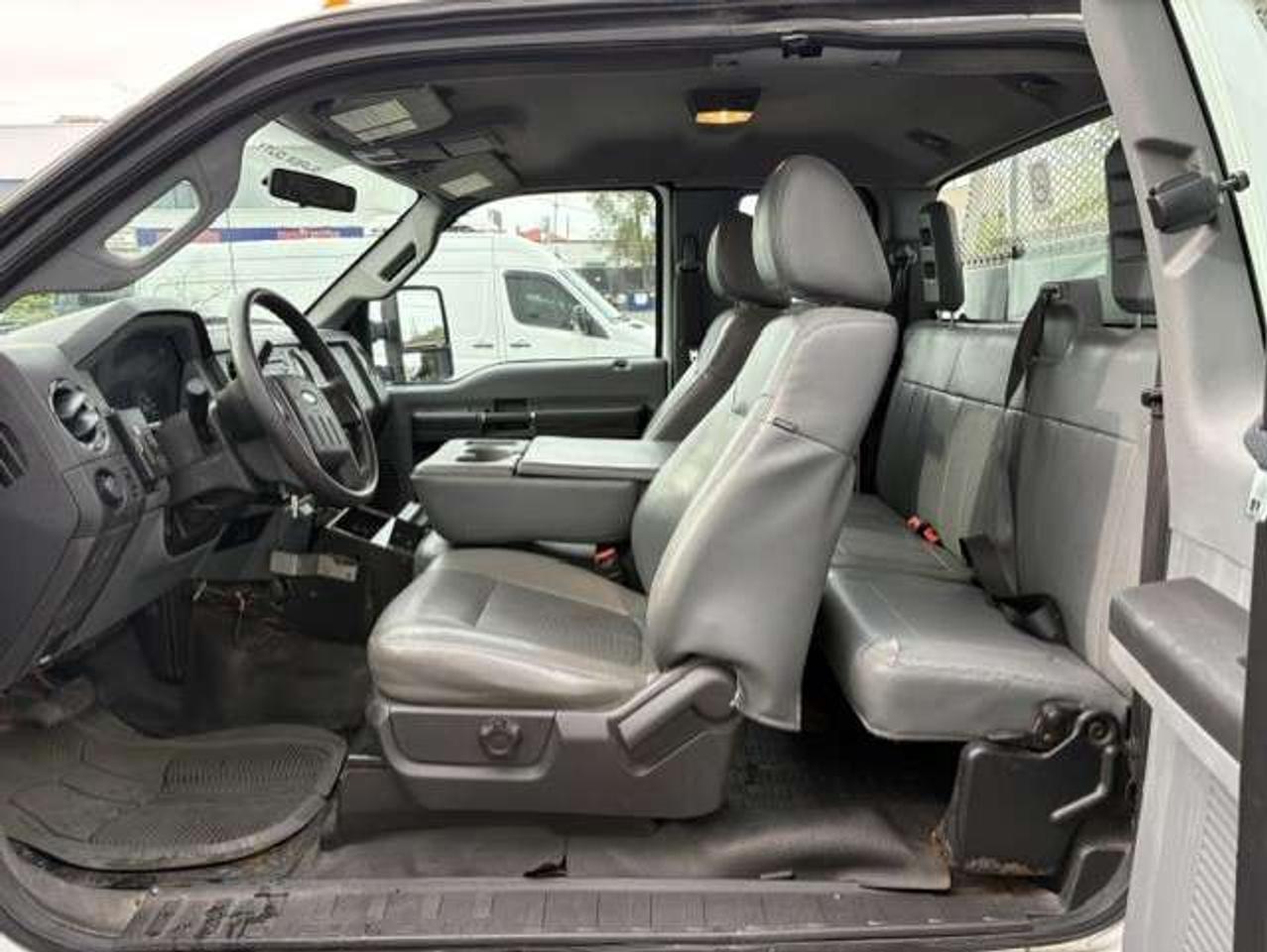 2011 Ford F-350 4WD **6.7L DIESEL-UTILITY BOX-WALTCO POWER LIFT** Photo