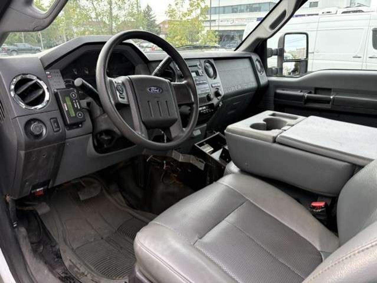 2011 Ford F-350 4WD **6.7L DIESEL-UTILITY BOX-WALTCO POWER LIFT** Photo