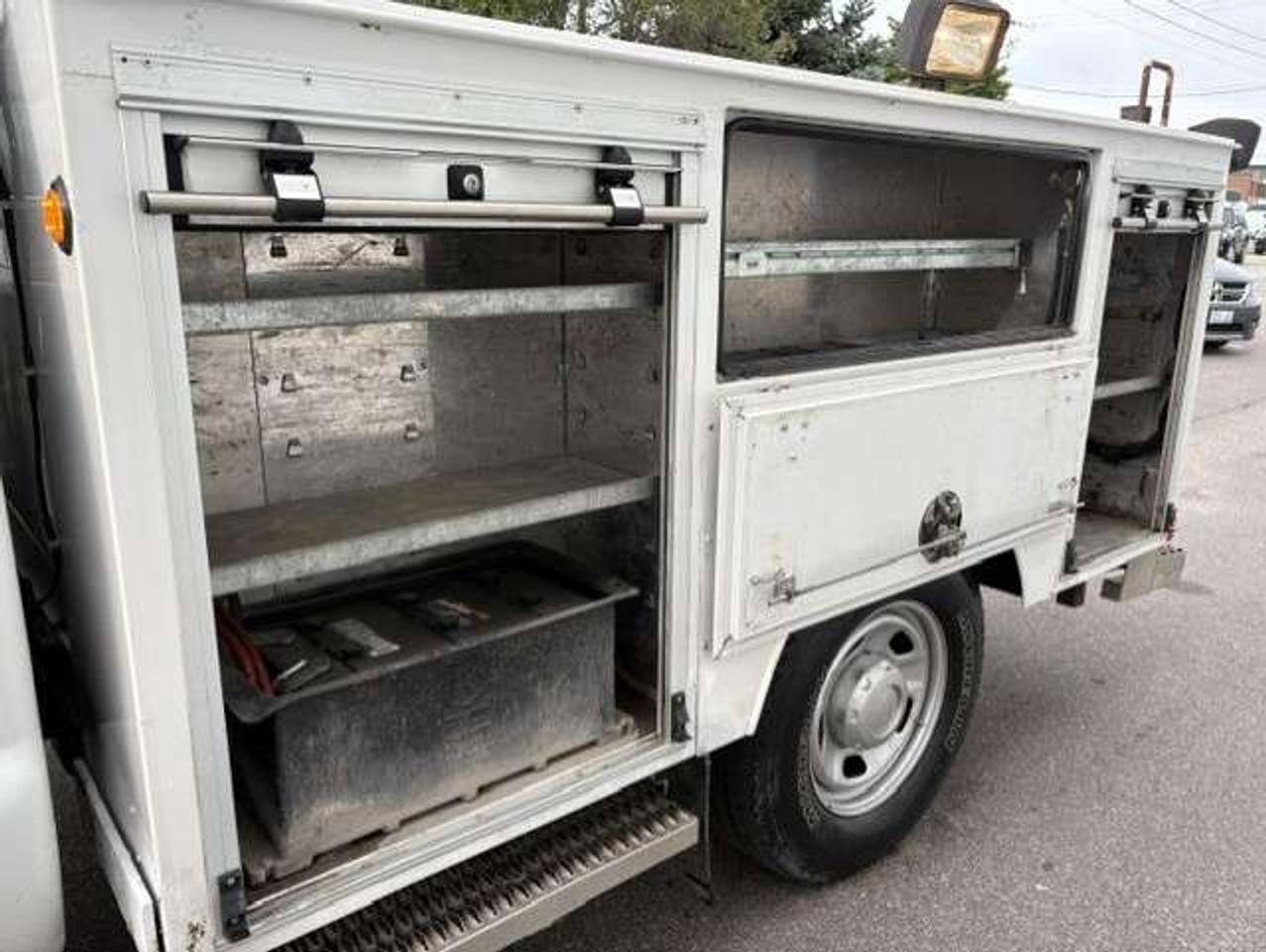 2011 Ford F-350 4WD **6.7L DIESEL-UTILITY BOX-WALTCO POWER LIFT** Photo