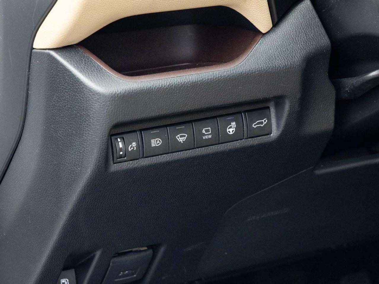 2019 Toyota RAV4 AWD Hybrid Limited Photo