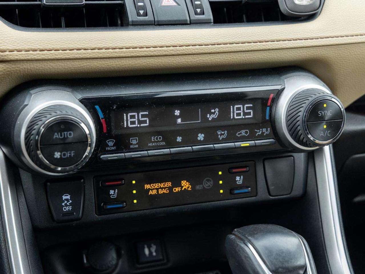 2019 Toyota RAV4 AWD Hybrid Limited Photo
