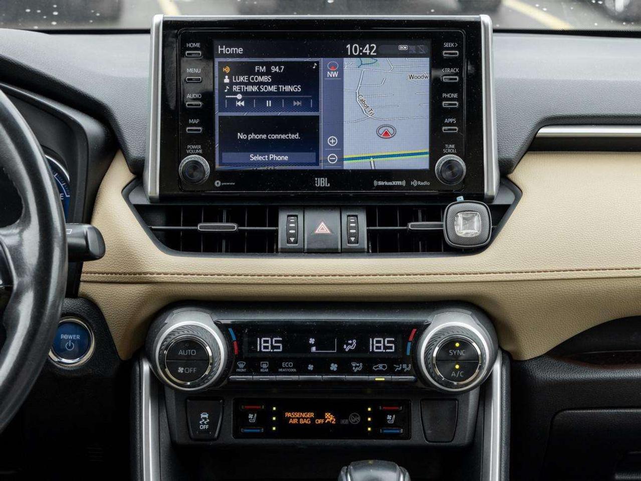 2019 Toyota RAV4 AWD Hybrid Limited Photo