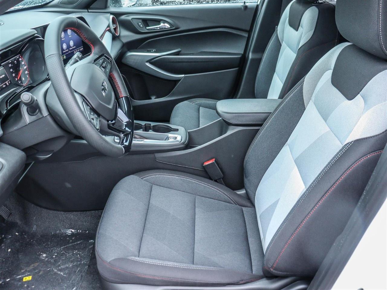 2026 Chevrolet Trax FWD 4dr 1RS Photo