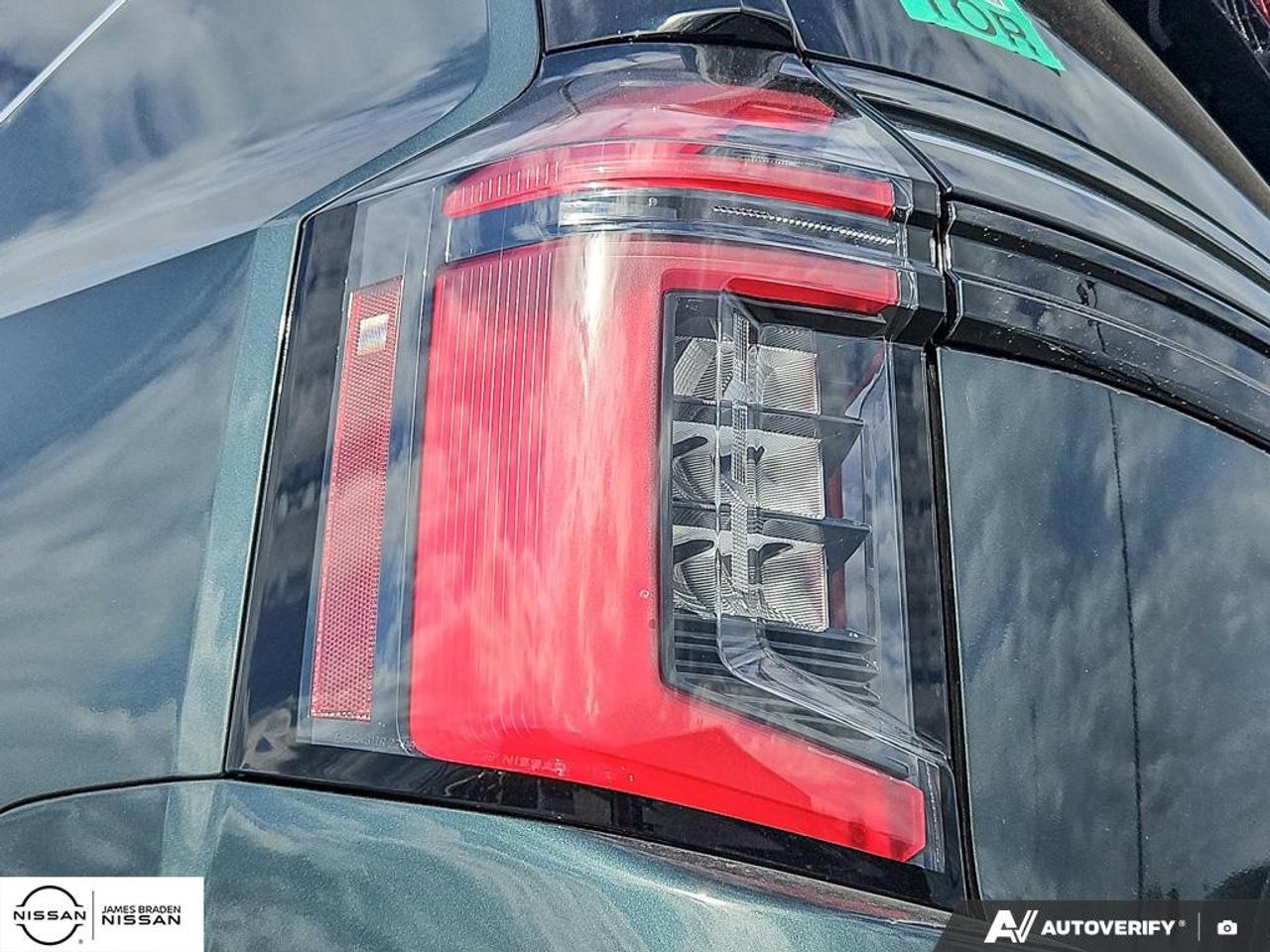 2027 Nissan Armada SL 4x4 Photo