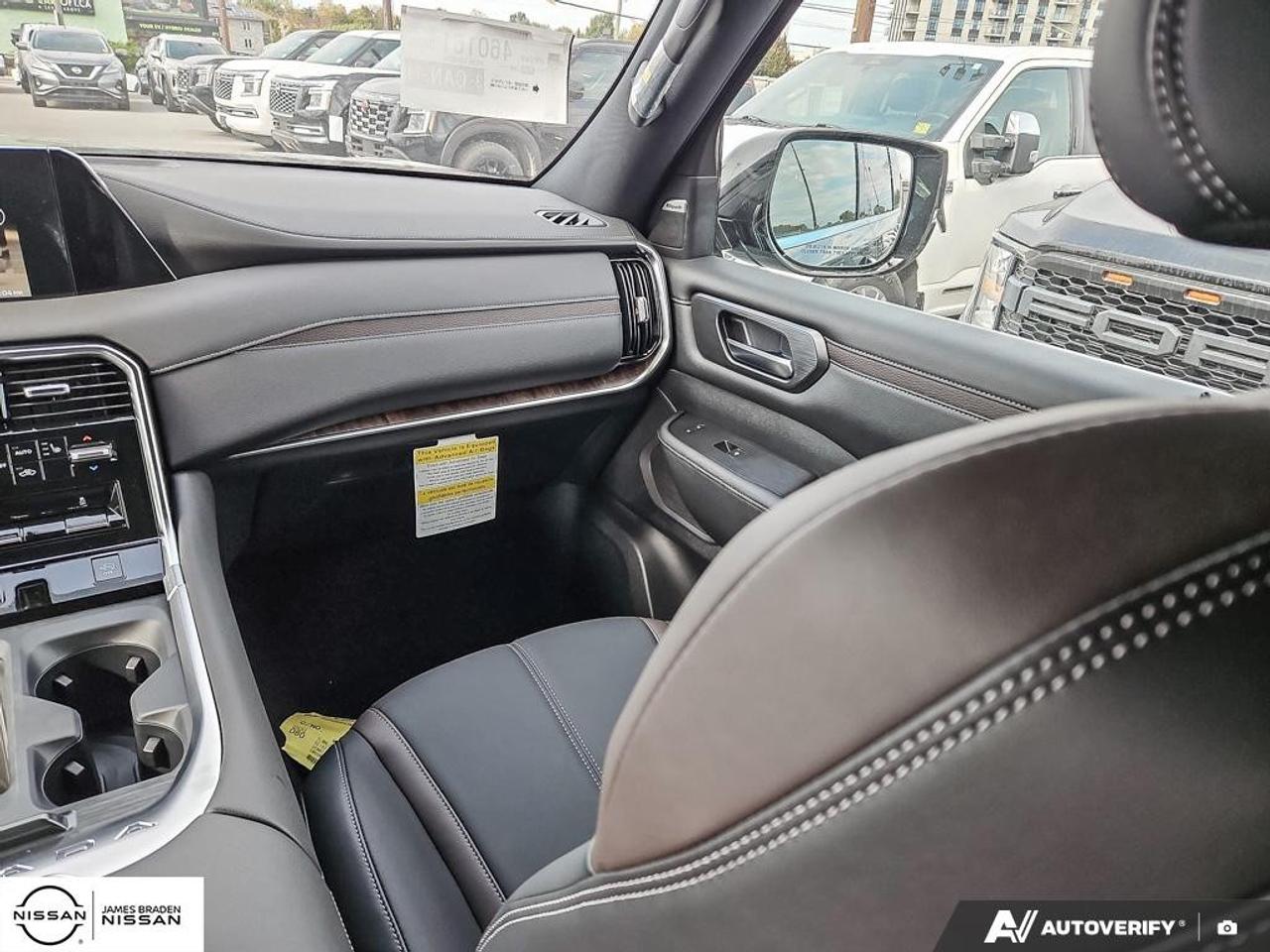 2027 Nissan Armada SL 4x4 Photo