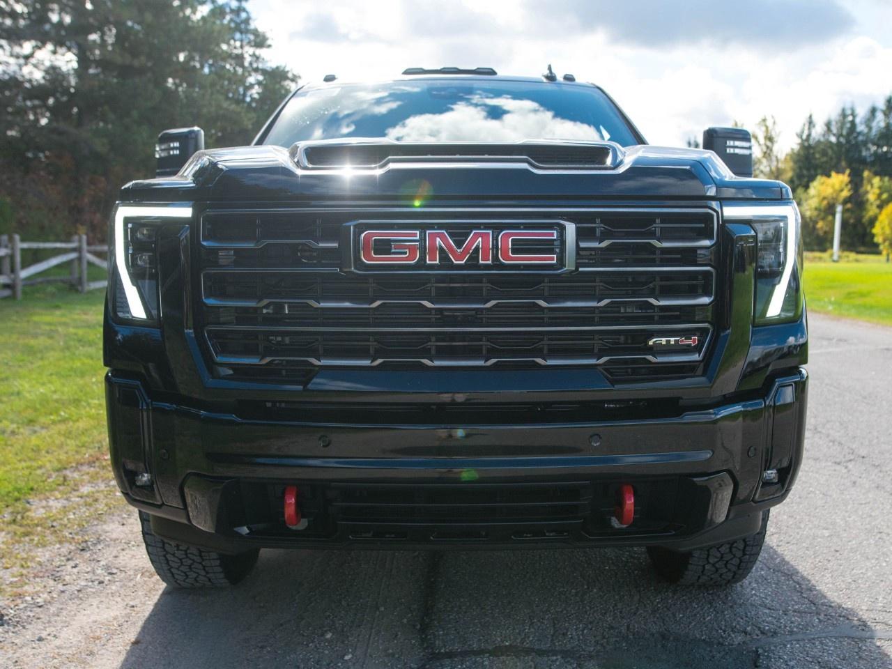 2026 GMC Sierra 3500HD 4WD Crew Cab Standard Box AT4 Photo