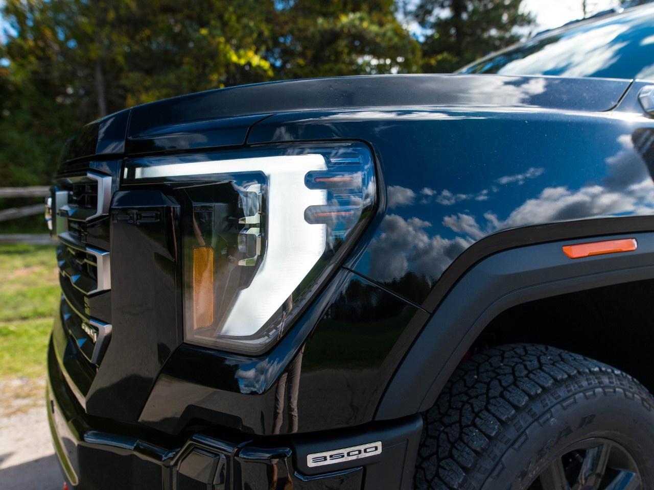 2026 GMC Sierra 3500HD 4WD Crew Cab Standard Box AT4 Photo