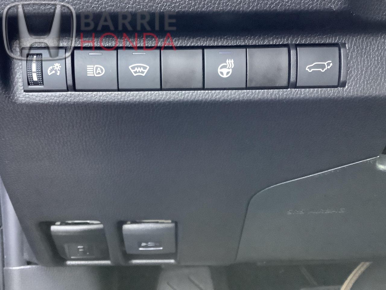 2024 Toyota RAV4 XLE 4dr All-wheel Drive Photo