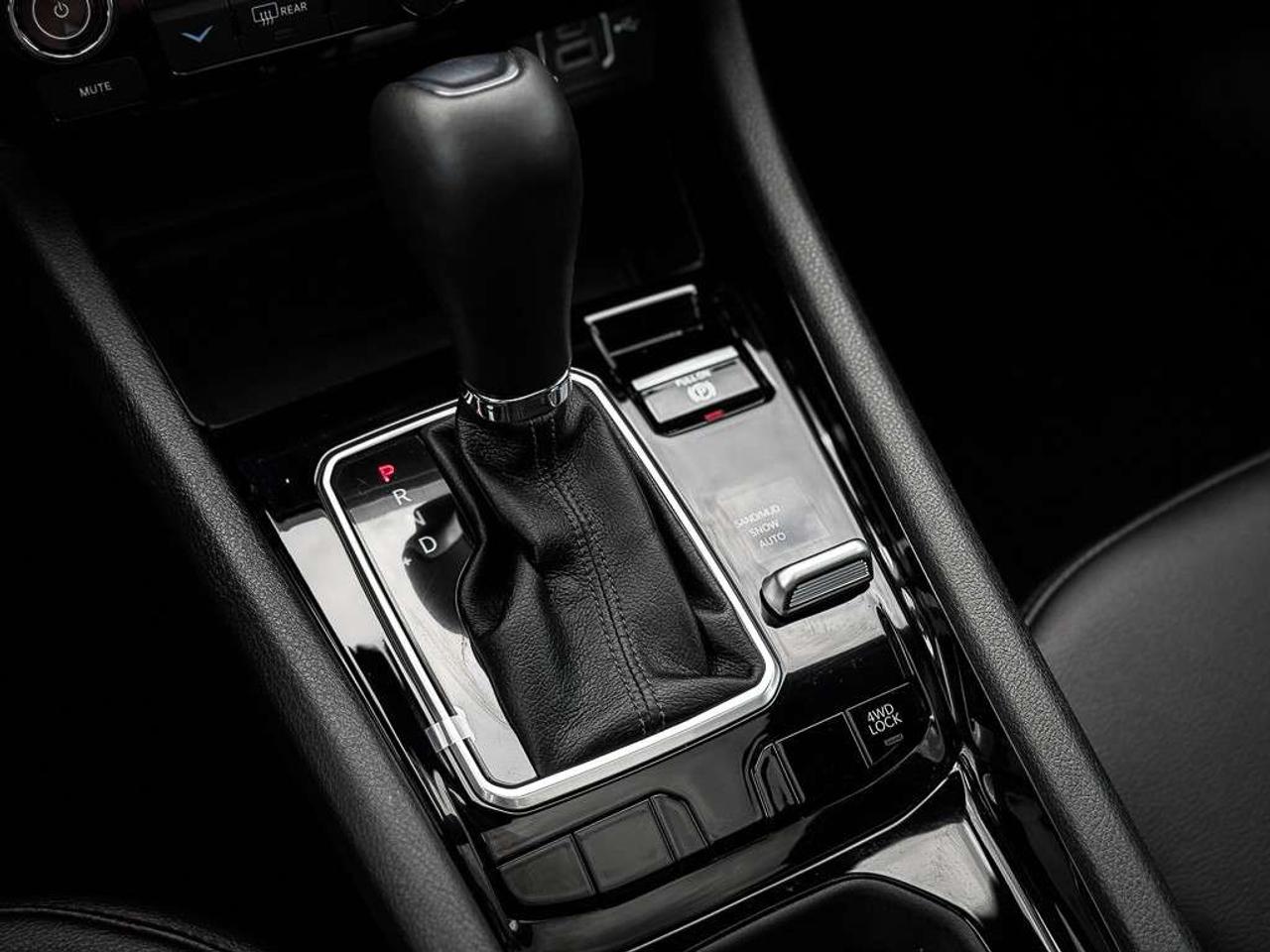 2026 Jeep Compass Limited   LIMITED ALTITUDE   PANORAMIC ROOF   ALPINE AUDIO   ADAPTIVE CRUISE   NAVIGATION Photo