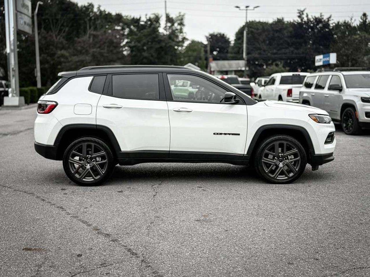 2026 Jeep Compass Limited   LIMITED ALTITUDE   PANORAMIC ROOF   ALPINE AUDIO   ADAPTIVE CRUISE   NAV Photo