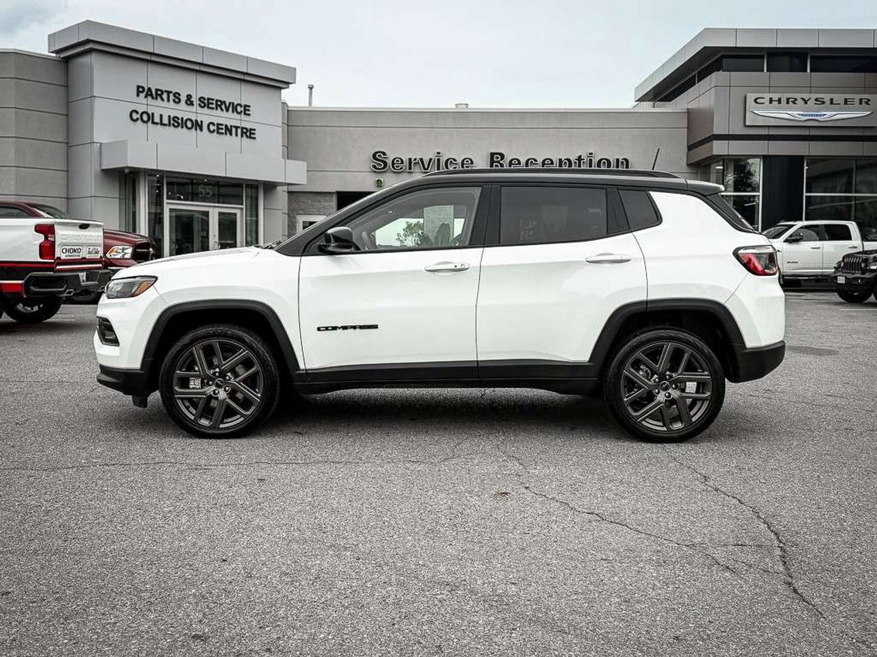 2026 Jeep Compass Limited   LIMITED ALTITUDE   PANORAMIC ROOF   ALPINE AUDIO   ADAPTIVE CRUISE   NAV Photo