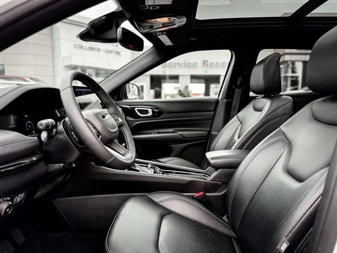 2026 Jeep Compass Limited   LIMITED ALTITUDE   PANORAMIC ROOF   ALPINE AUDIO   ADAPTIVE CRUISE   NAV Photo
