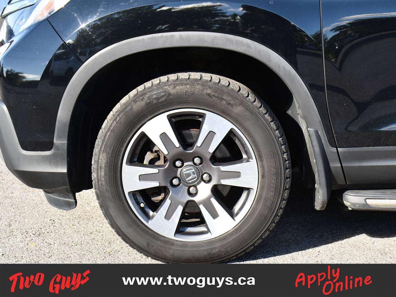 2019 Honda Ridgeline Touring AWD Sunroof Nav Leather Back Up Camera Photo