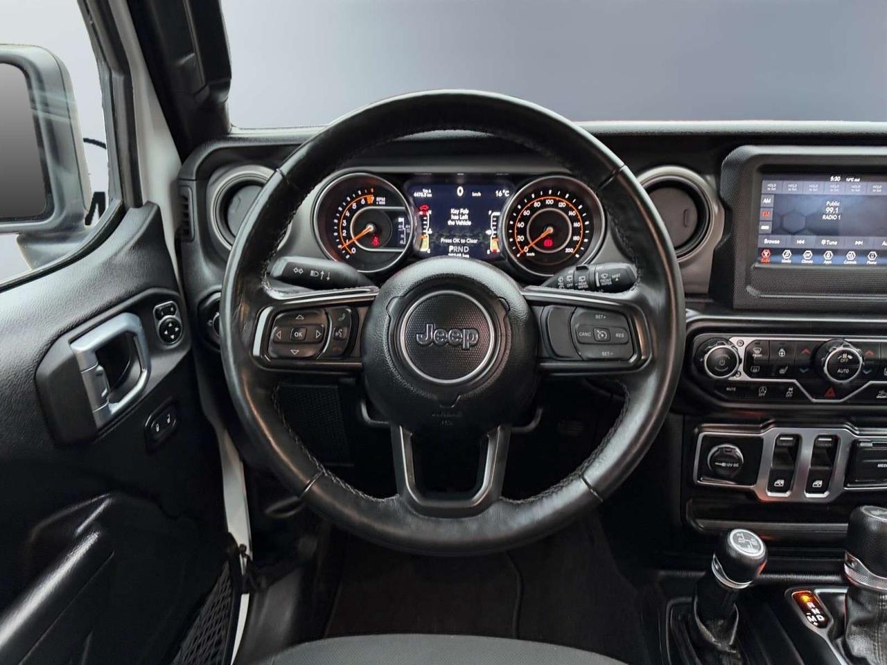 2021 Jeep Wrangler Sport S 4x4 * NO ACCIODENTS / CARPLAY / CAMERA / POWER OPTIONS Photo