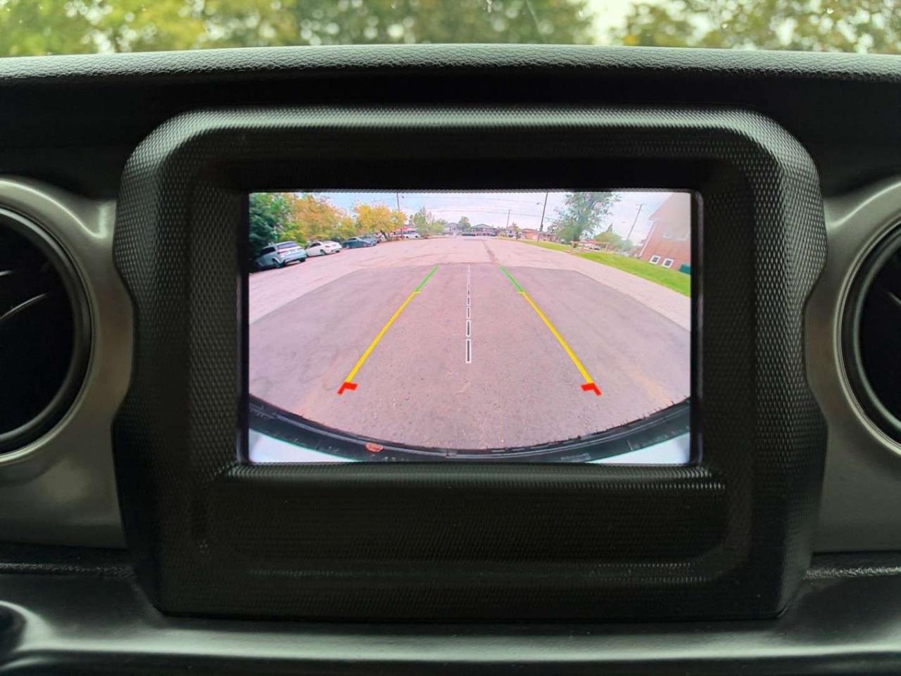 2021 Jeep Wrangler Sport S 4x4 * NO ACCIODENTS / CARPLAY / CAMERA / POWER OPTIONS Photo