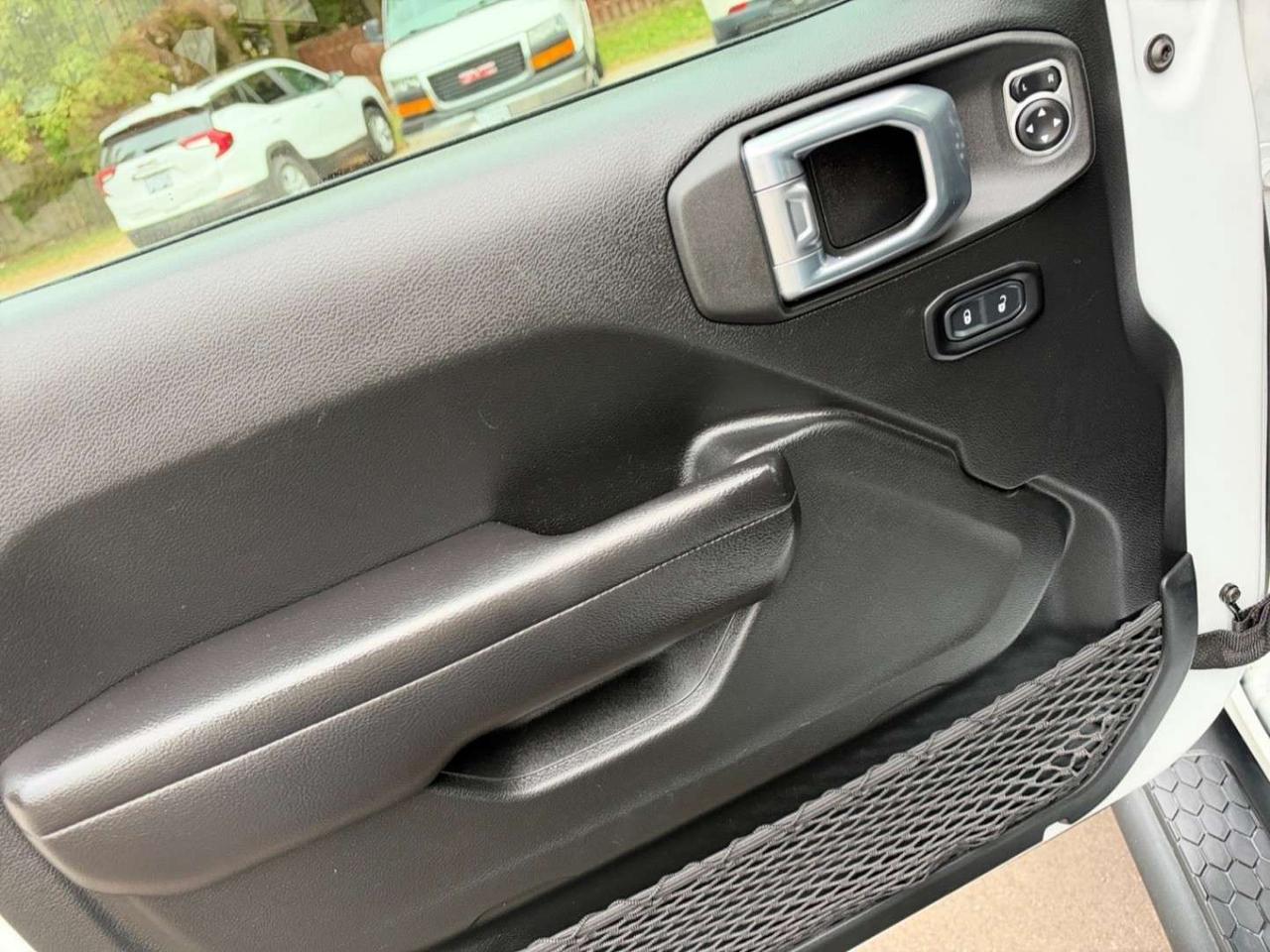 2021 Jeep Wrangler Sport S 4x4 * NO ACCIODENTS / CARPLAY / CAMERA / POWER OPTIONS Photo