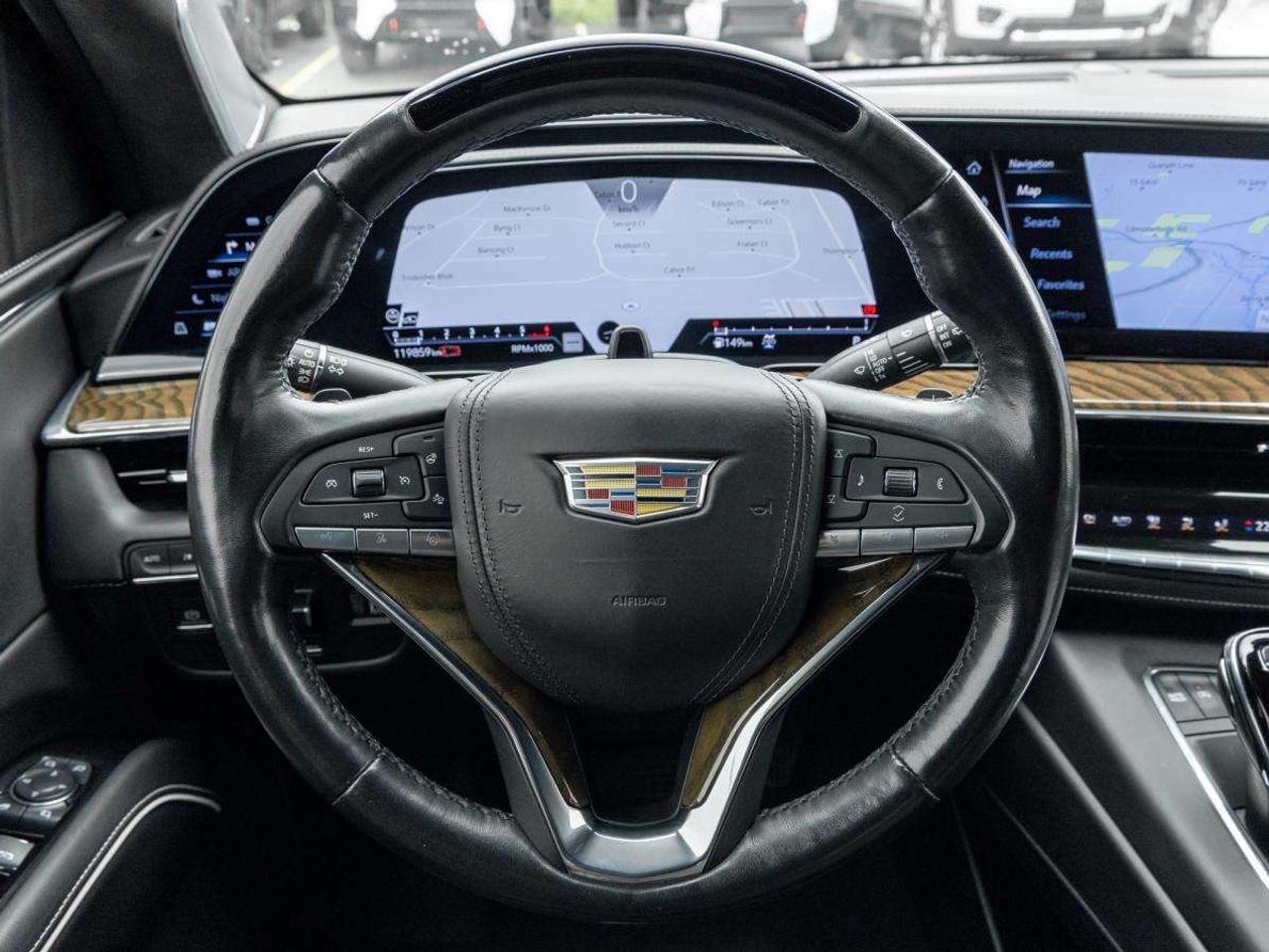 2023 Cadillac Escalade 4WD Sport Platinum Photo