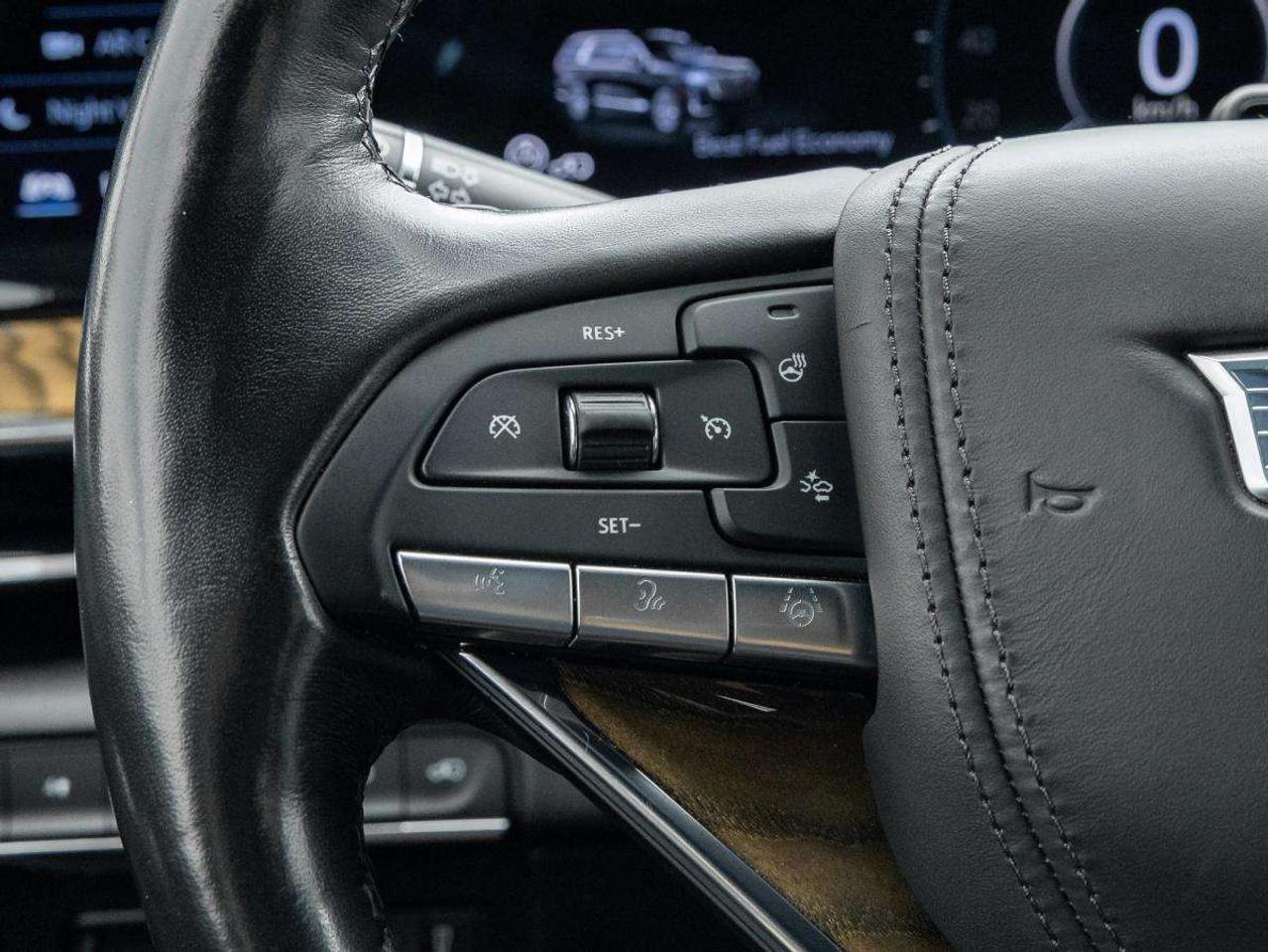 2023 Cadillac Escalade 4WD Sport Platinum Photo